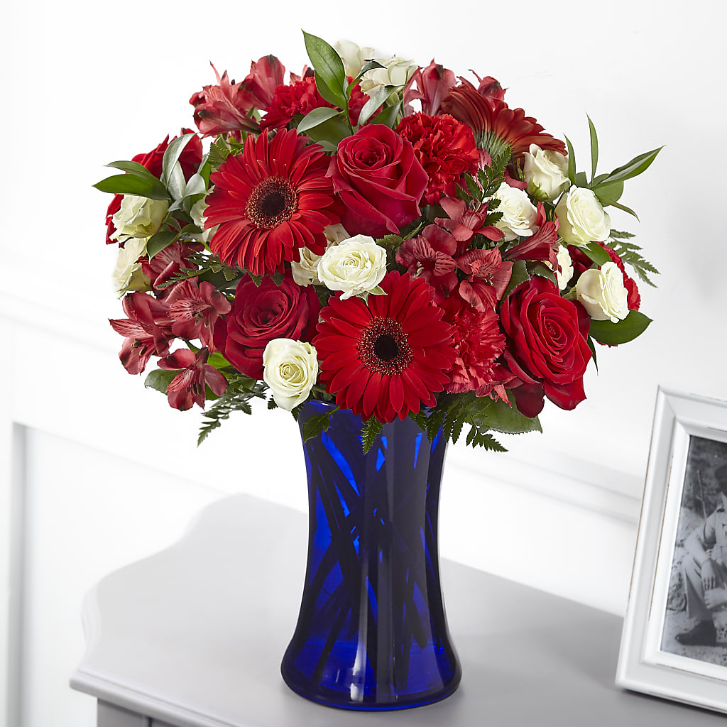 Hearts Embrace Bouquet – Cornerstone Florals, Katy TX