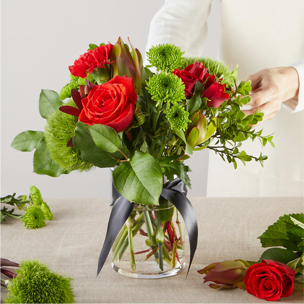 Heritage Kindle – A Florist Original –  Cornerstone Florals, Katy TX